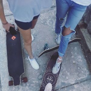 Ripped straight jeans